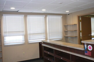 Phoenix, AZ Office/Medical - 4700 N 51st Ave