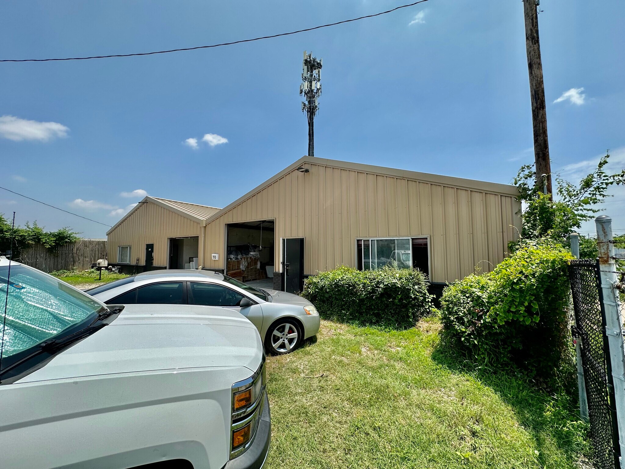 110112 Garvon St Garland, TX 75040 Industrial Property for Lease on