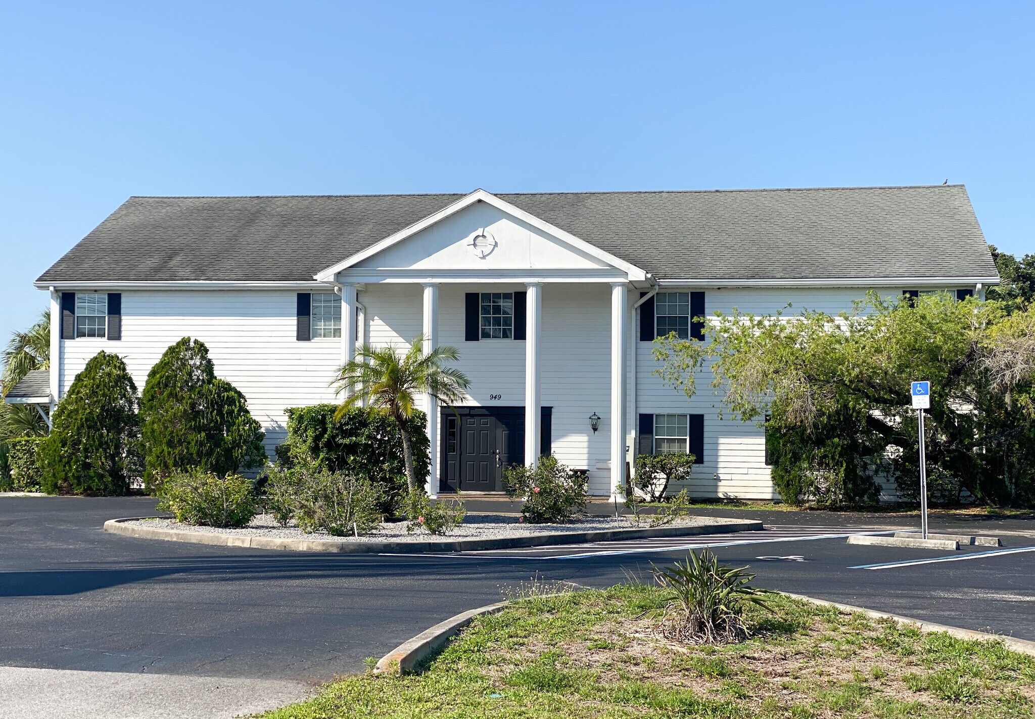949 Tamiami Trl, Port Charlotte, FL for Rent