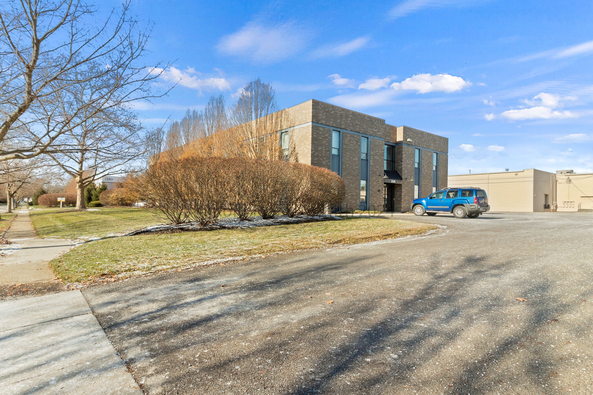 1840 Mackenzie Rd, Upper Arlington, OH for Rent