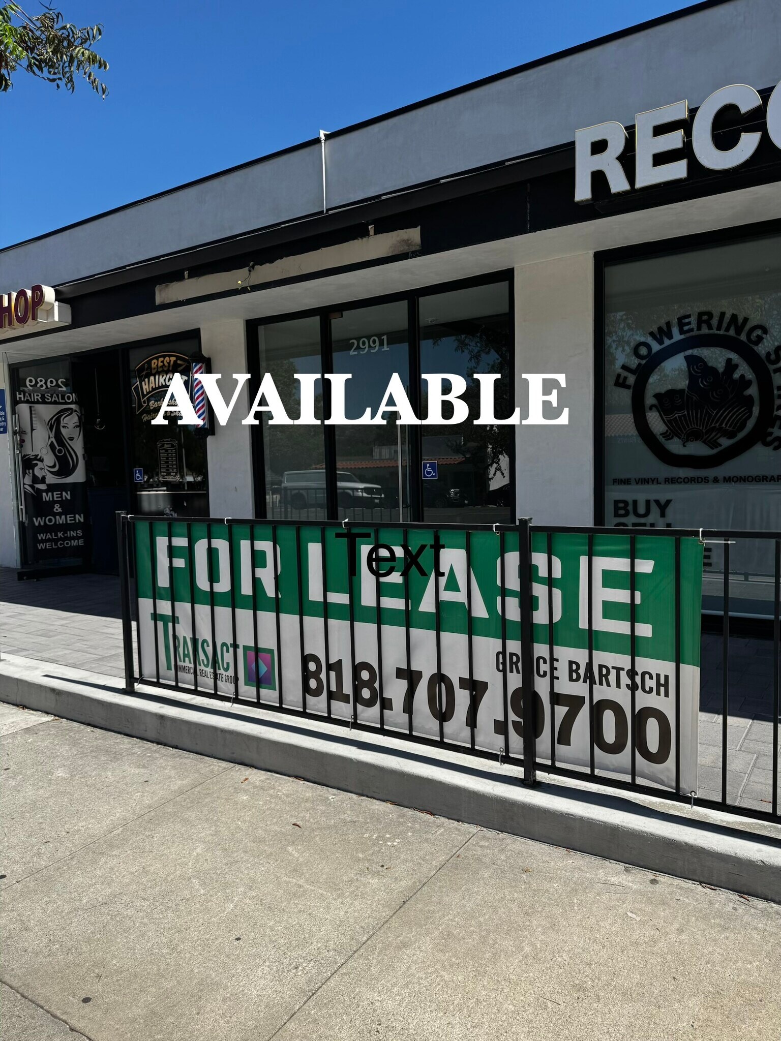 Busy Street Retail Small Rare Space, Thousand Oaks, CA for Rent