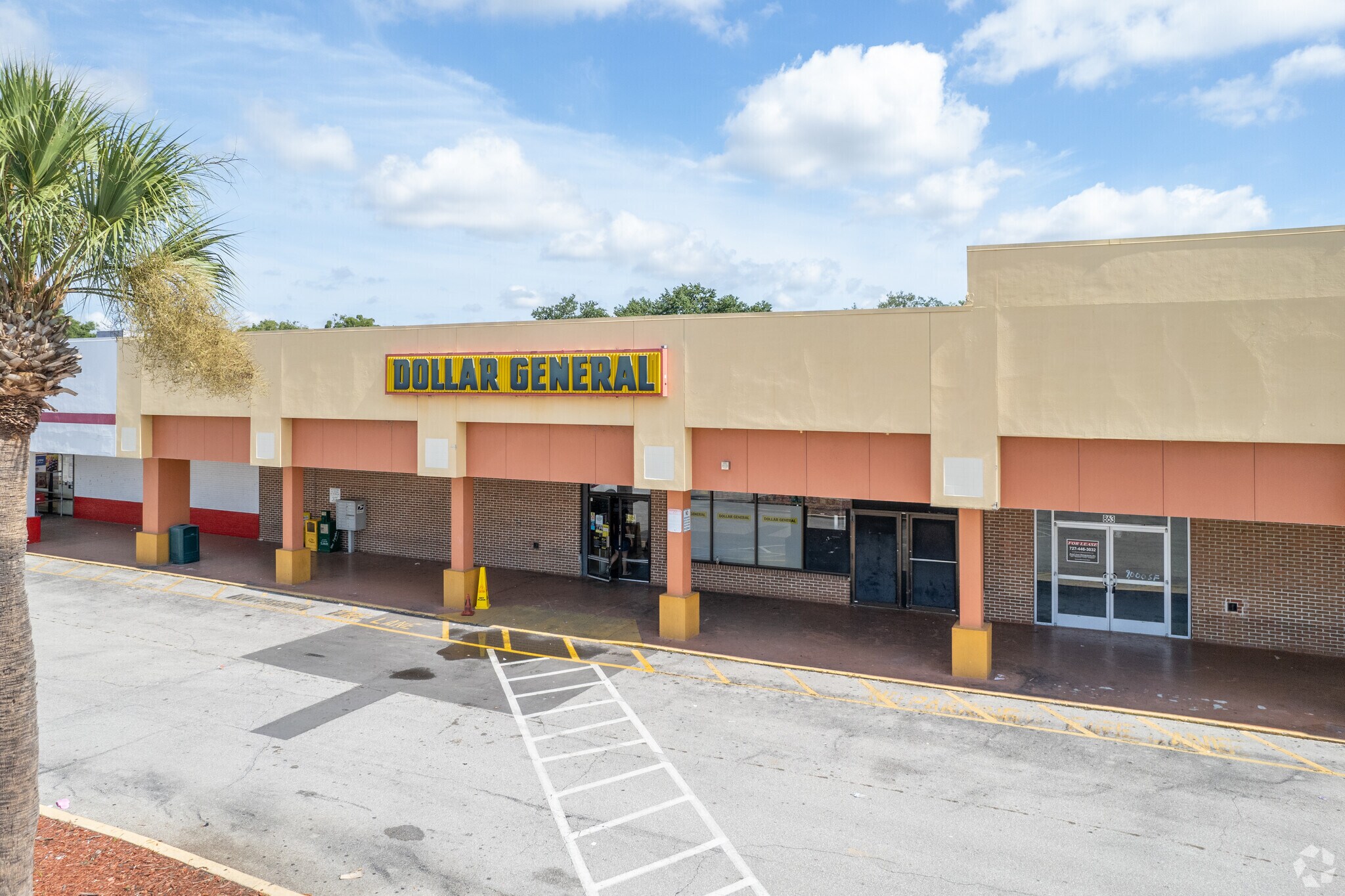 815 E Semoran Blvd Apopka, FL 32703 Shopping Center Property for Lease on