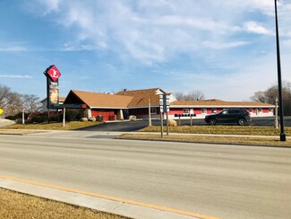 Oak Creek, WI Retail - 7228 S 27th St