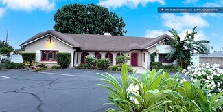 Santa Ana, CA undefined - 2112 E Santa Clara Ave