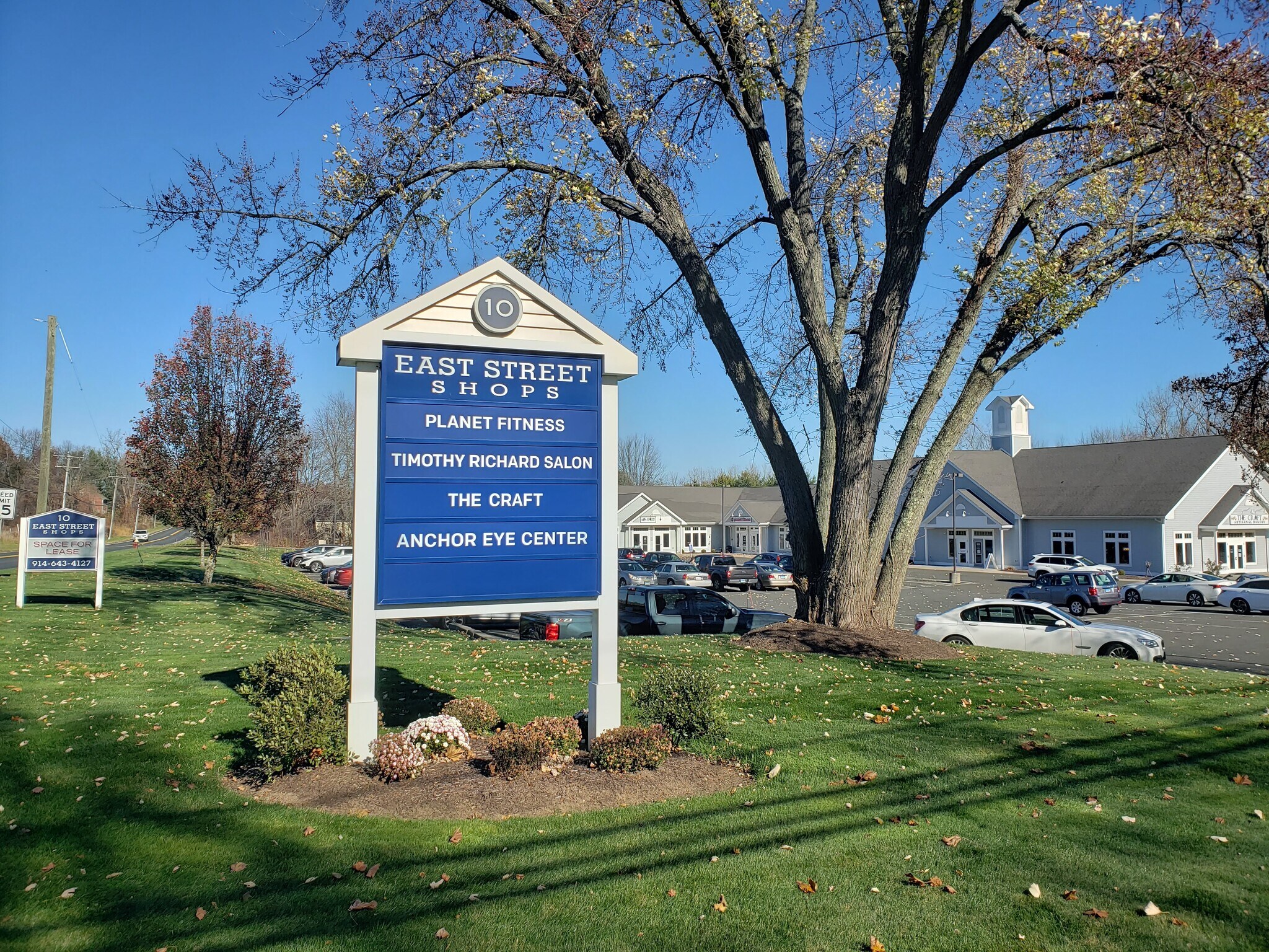 10 East St, East Granby, CT for Rent