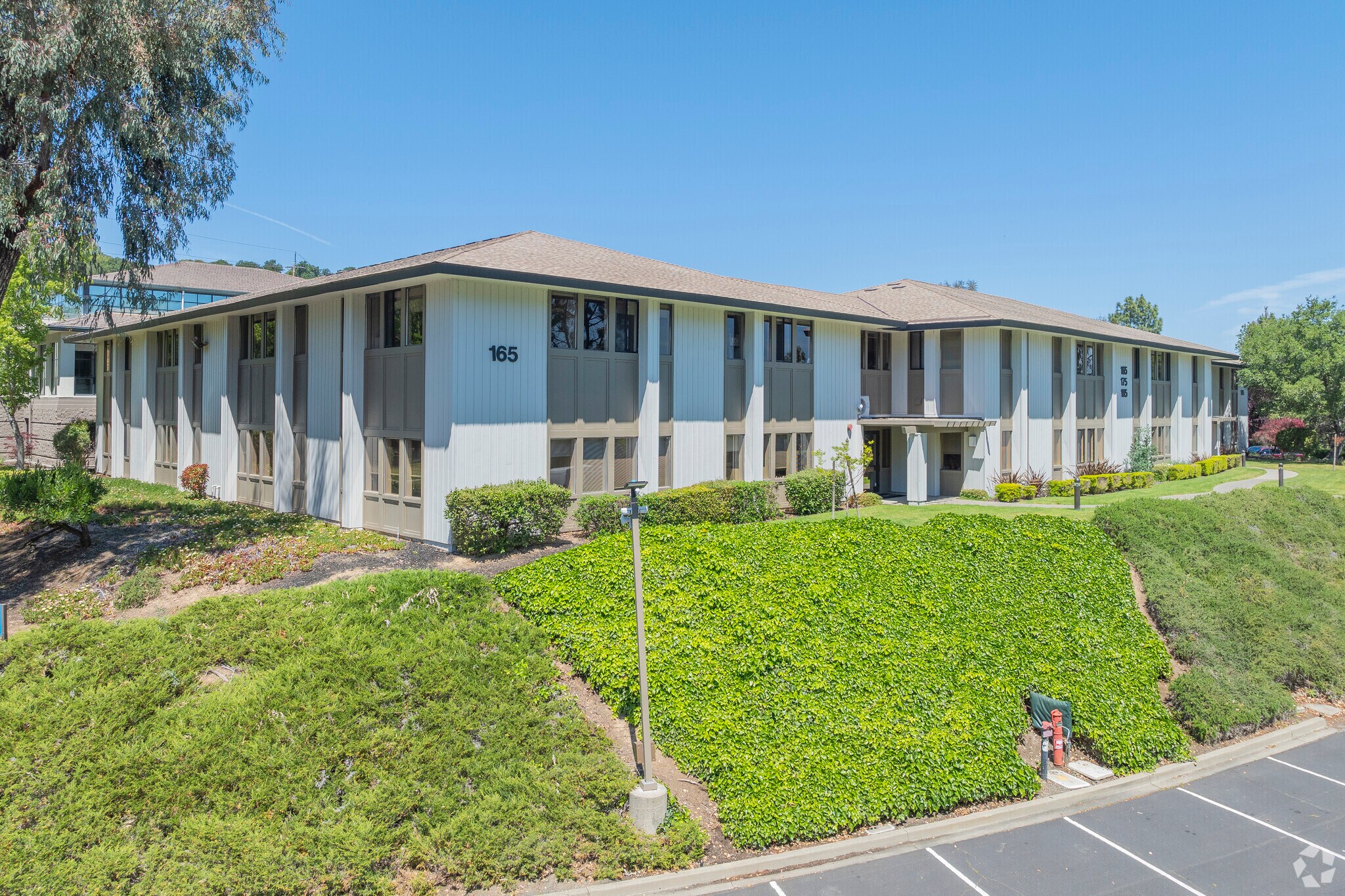 165-185 N Redwood Dr, San Rafael, CA for Rent