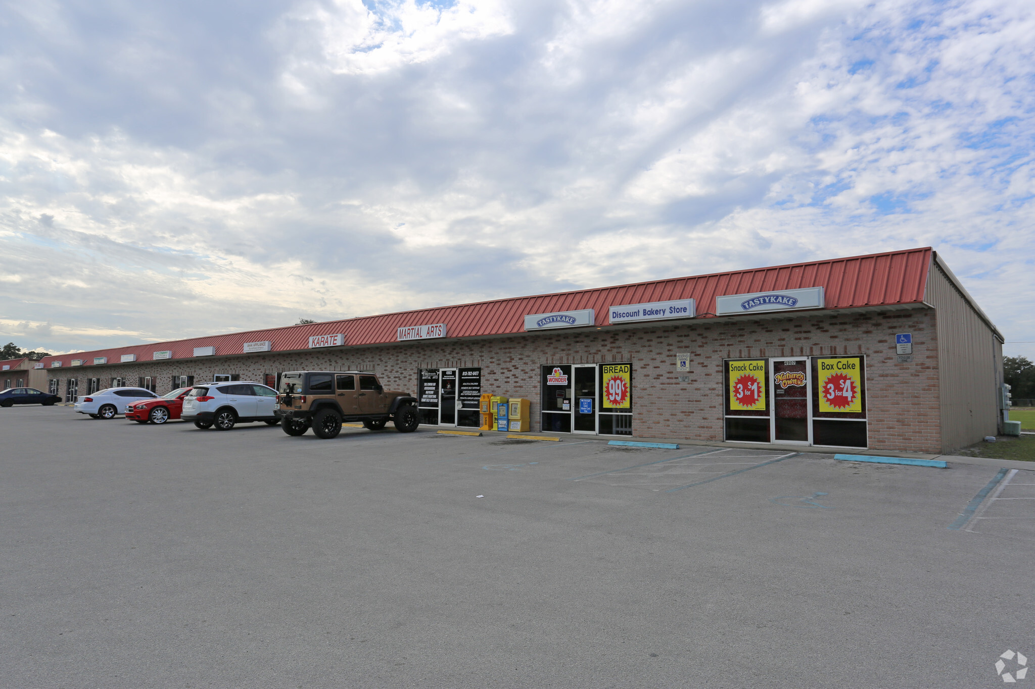 , Zephyrhills, FL for Sale