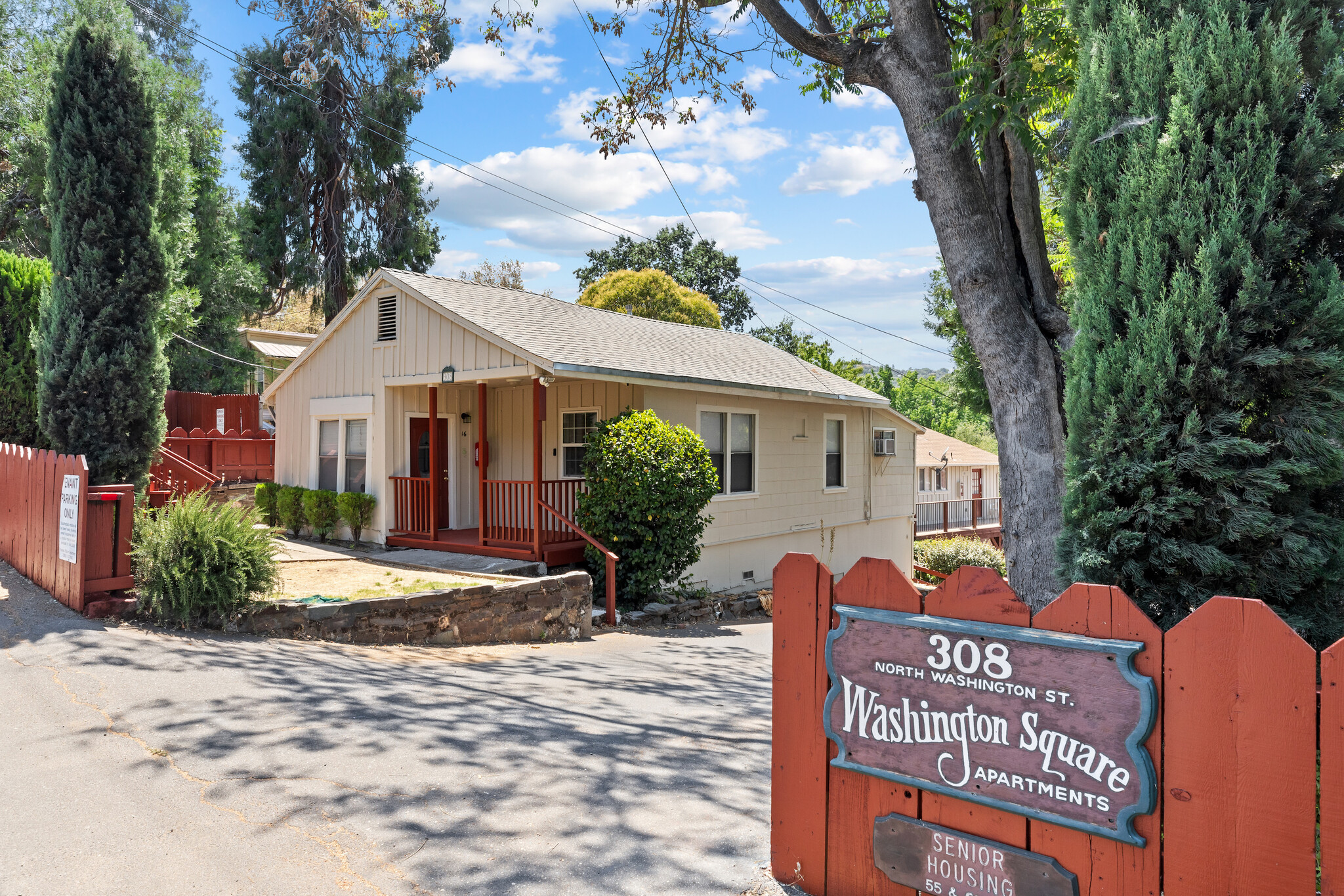 308 N Washington St, Sonora, CA for Sale