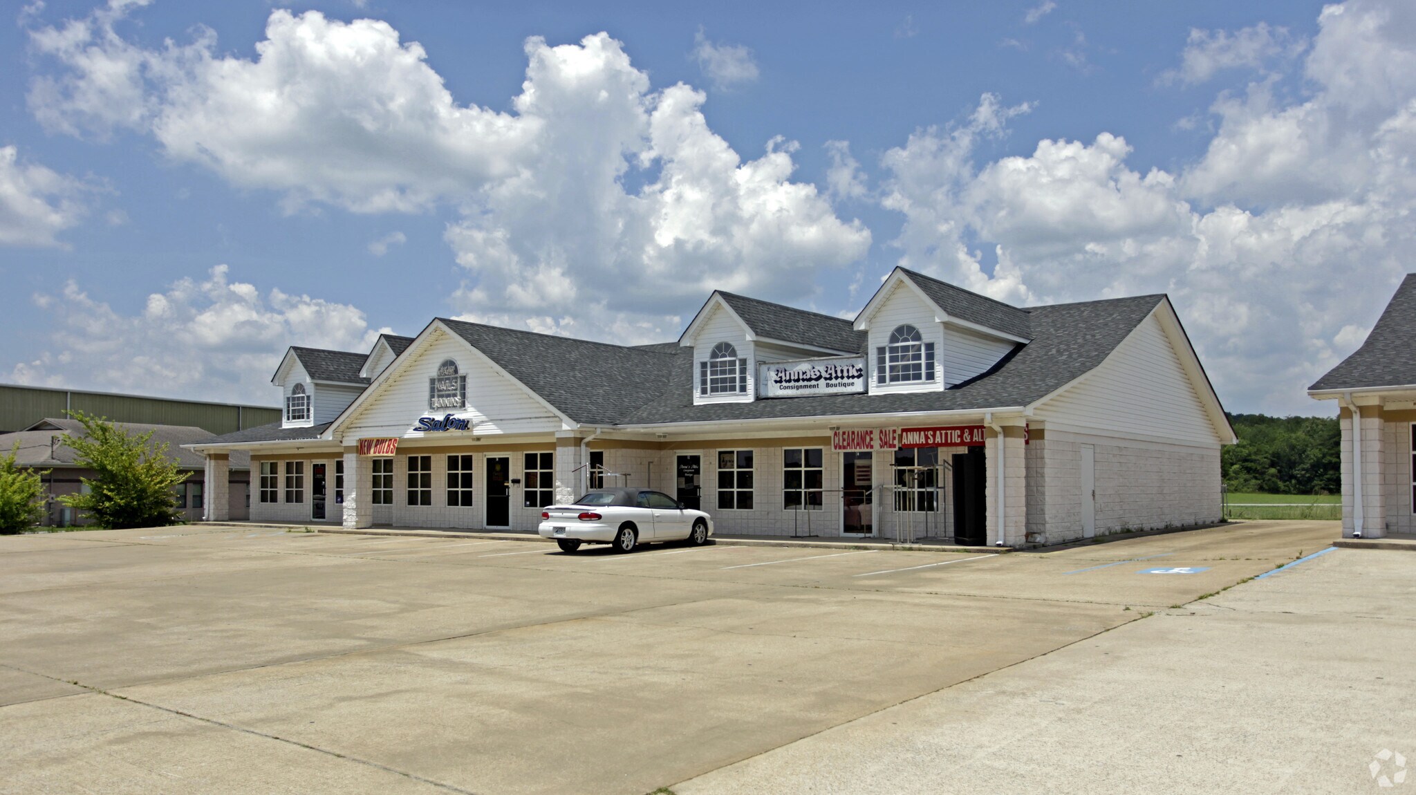 8505 Hixson Pike, Hixson, TN for Rent