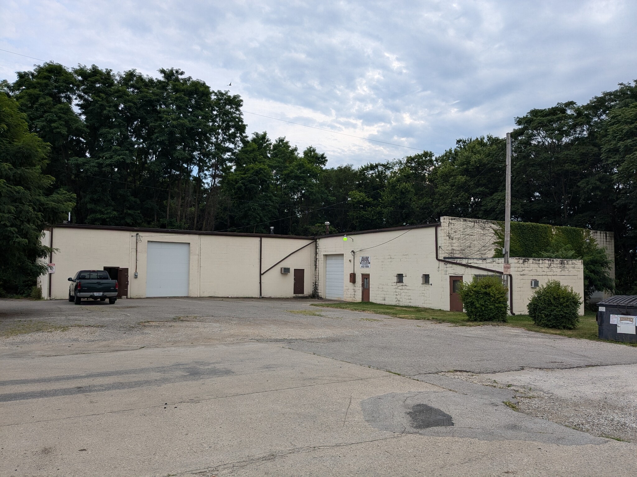 61 W Lawn Ave, Columbus, OH for Rent