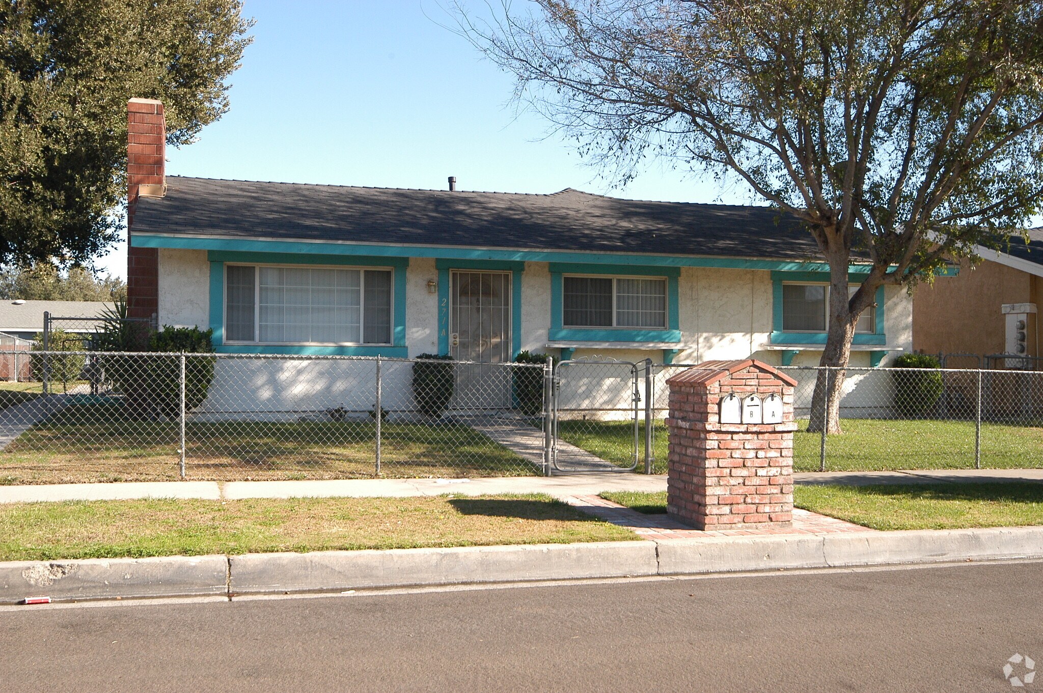 271 N Spruce Ave, Rialto, CA for Sale