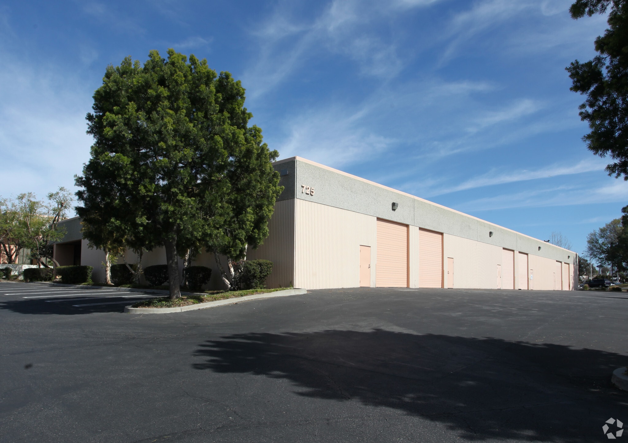 725 E Cochran St Simi Valley, CA 93065 Industrial Property for Lease