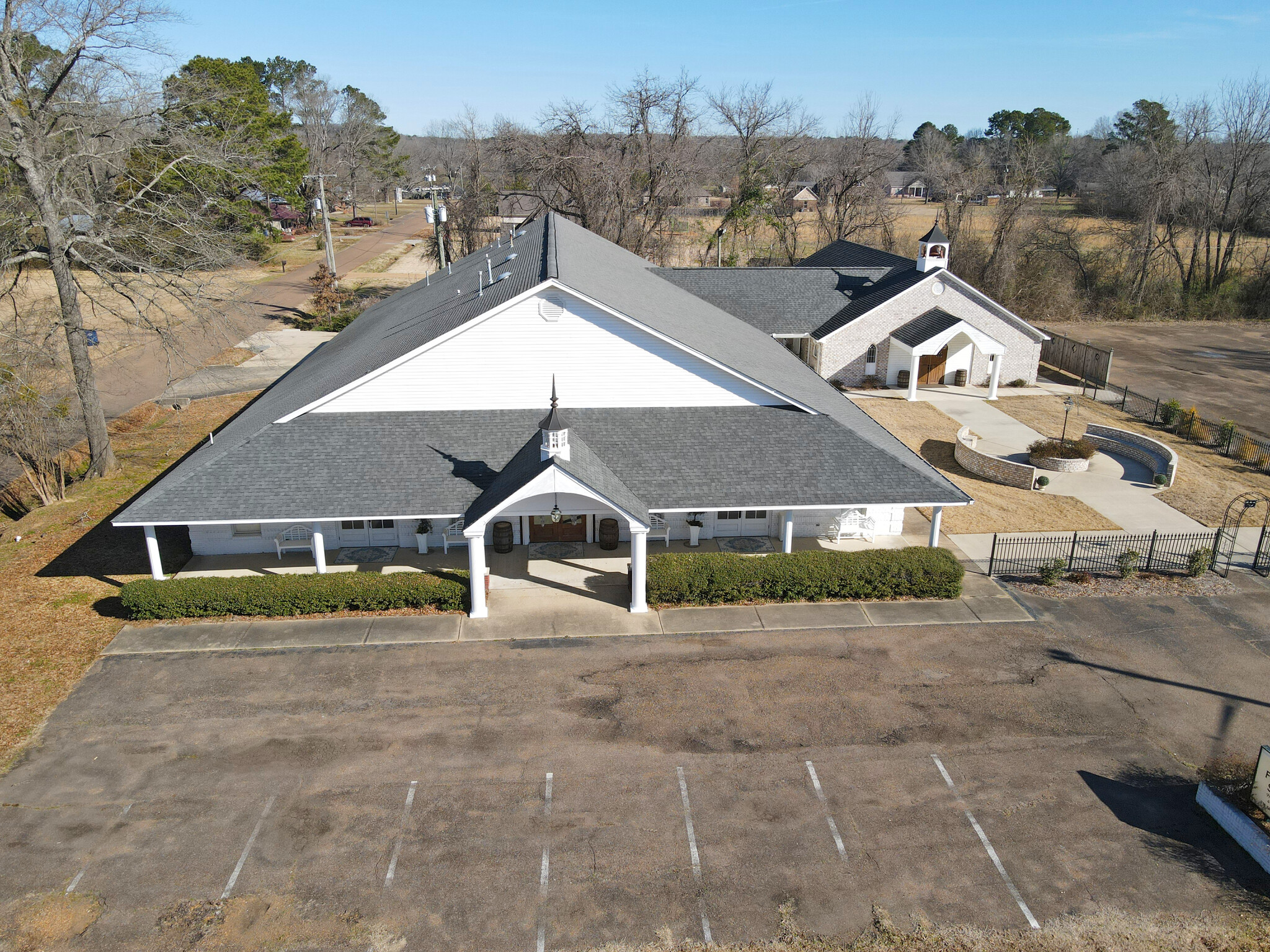 218 Frostland Dr, Water Valley, MS for Sale