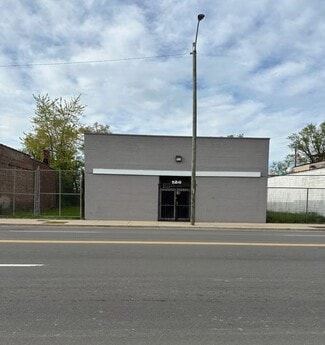 Detroit, MI Storefront - 126 W 7 Mile Rd