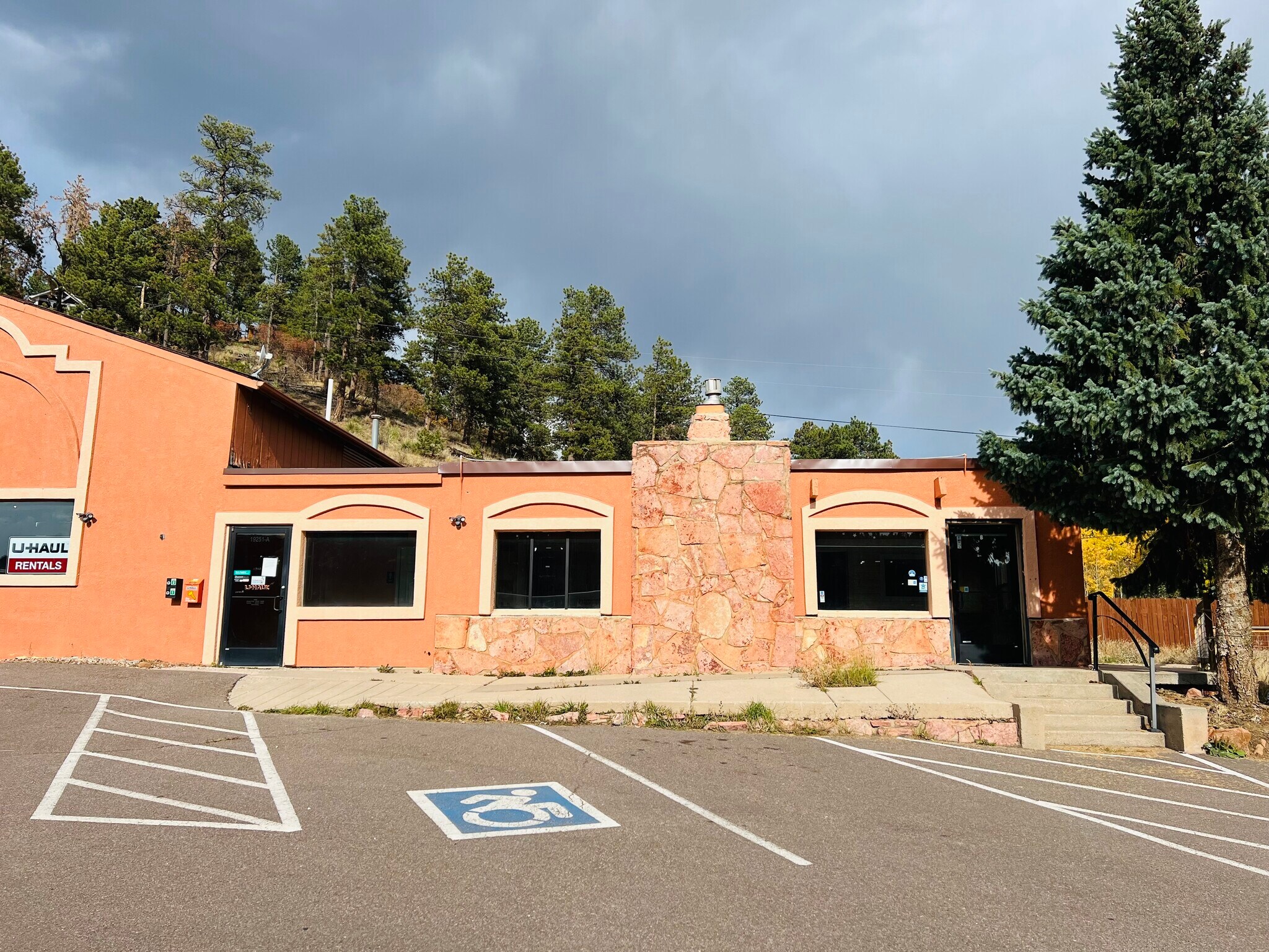 19251 E US Hwy 24, Woodland Park, CO for Rent