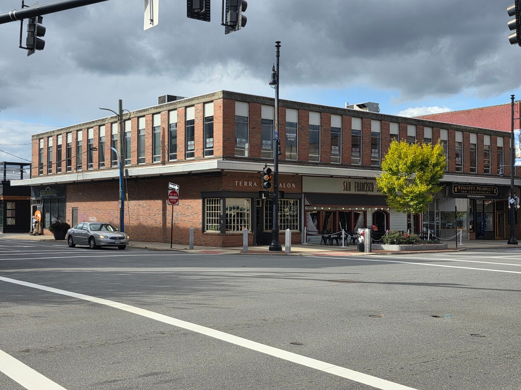 127-137 Main St, Nashua, NH for Rent