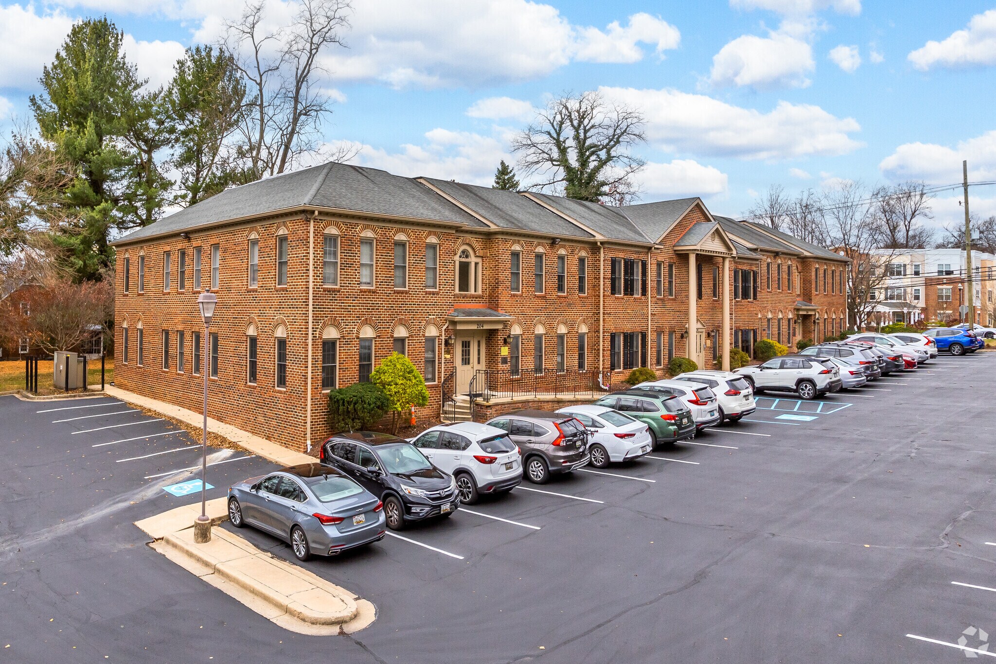 204 Monroe St, Rockville, MD for Sale