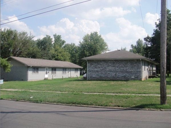 1820-1824 W Walnut St, Springfield, MO for Sale