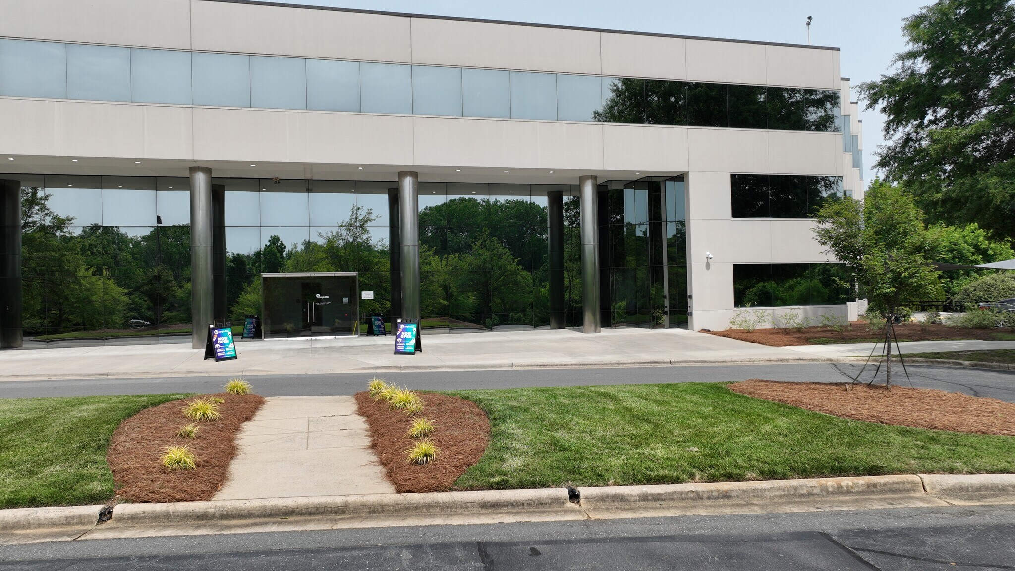 9401 Arrowpoint Blvd, Charlotte, NC for Rent