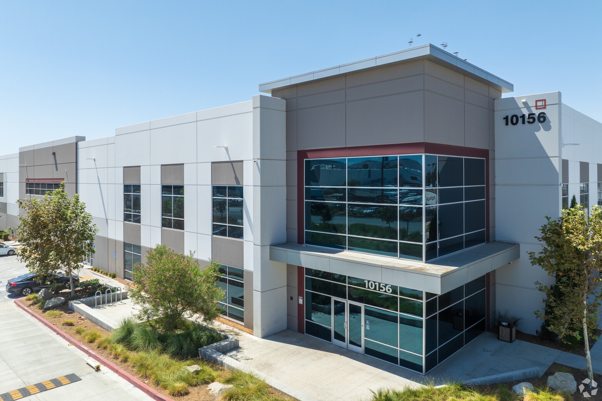 10156 Live Oak Ave, Fontana, CA for Rent