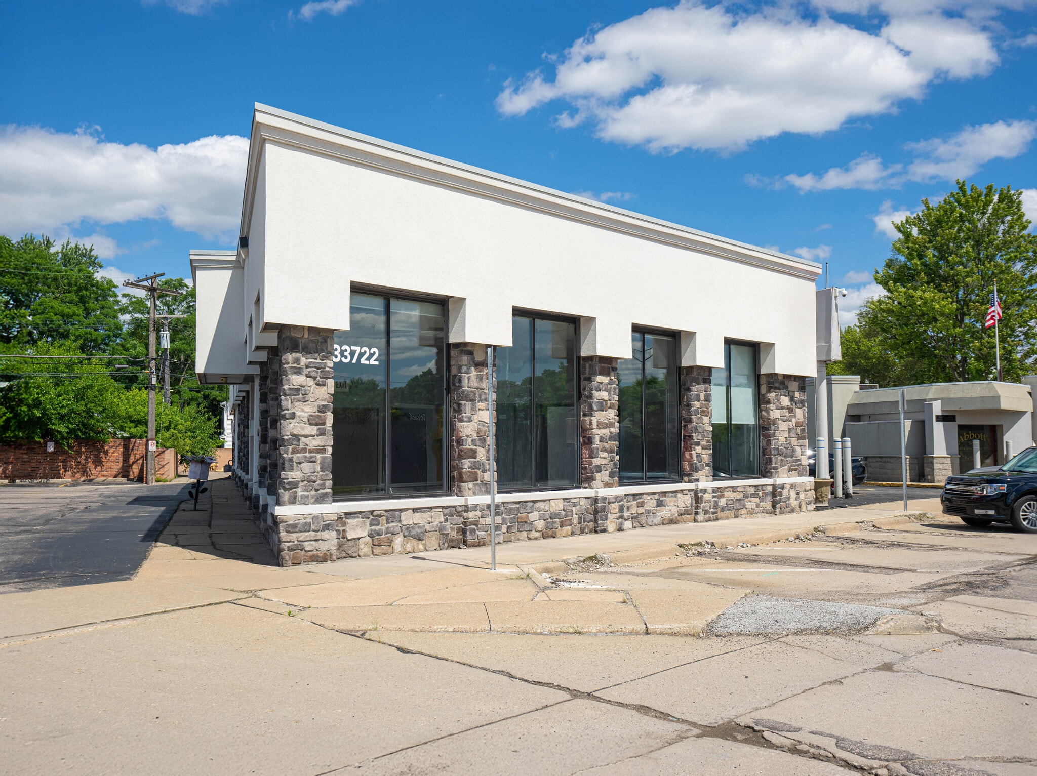 33722 Woodward Ave, Birmingham, MI for Sale