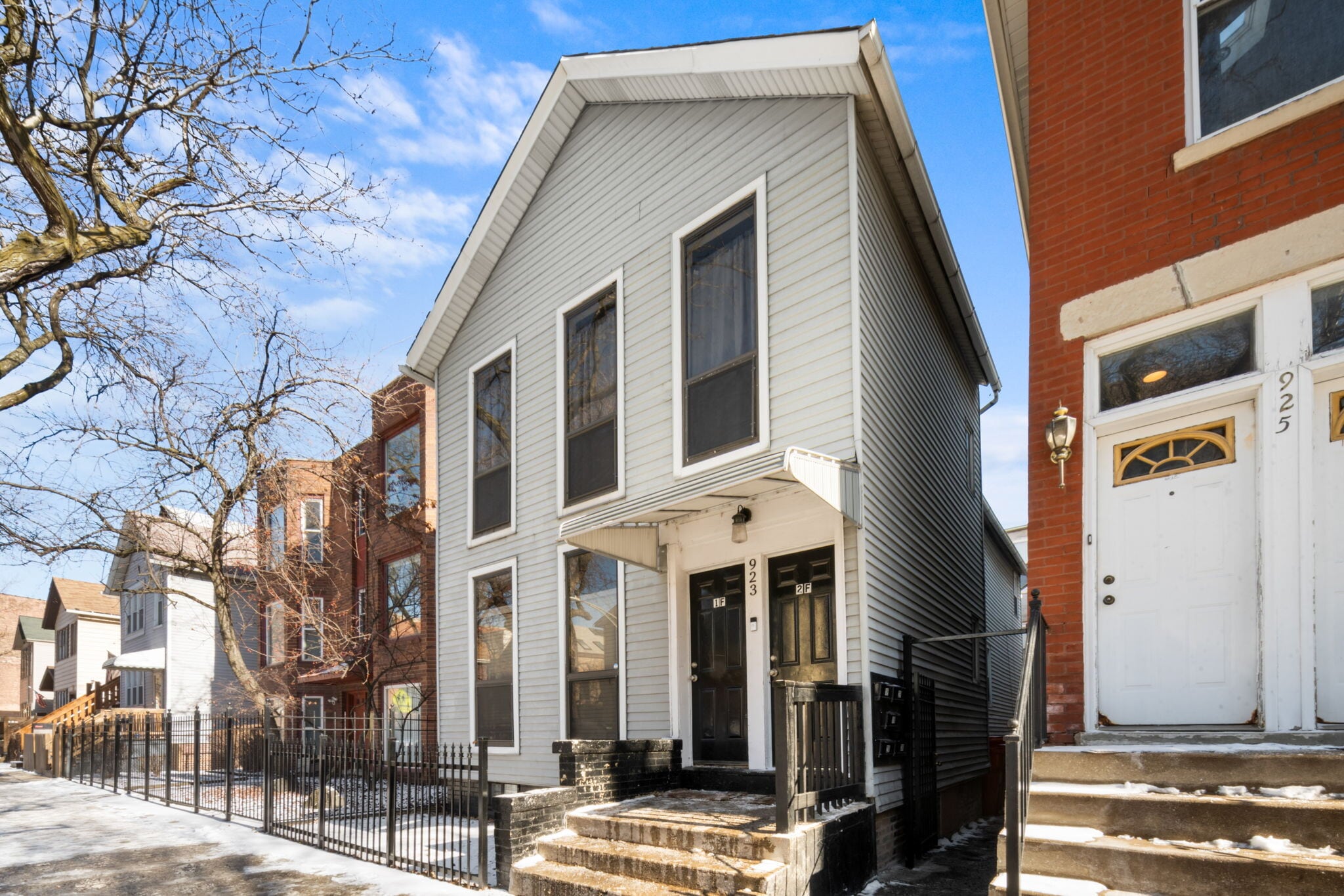 923 S Carpenter St, Chicago, IL for Sale