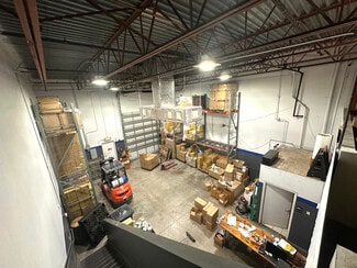 Port Saint Lucie, FL Light Manufacturing - 571 NW Mercantile Pl