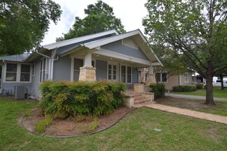 Boerne, TX Storefront Retail/Office - 117 Rosewood Ave Boerne, TX Storefront Retail/Office - 117 Rosewood Ave