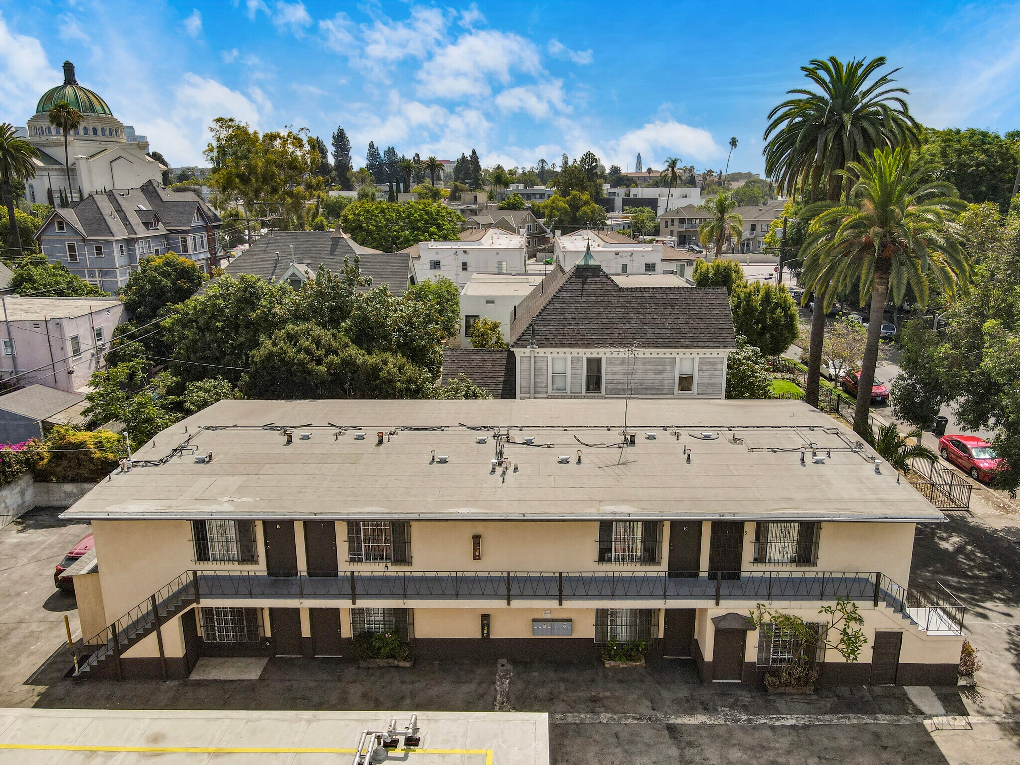 1143 W 28th St, Los Angeles, CA for Sale