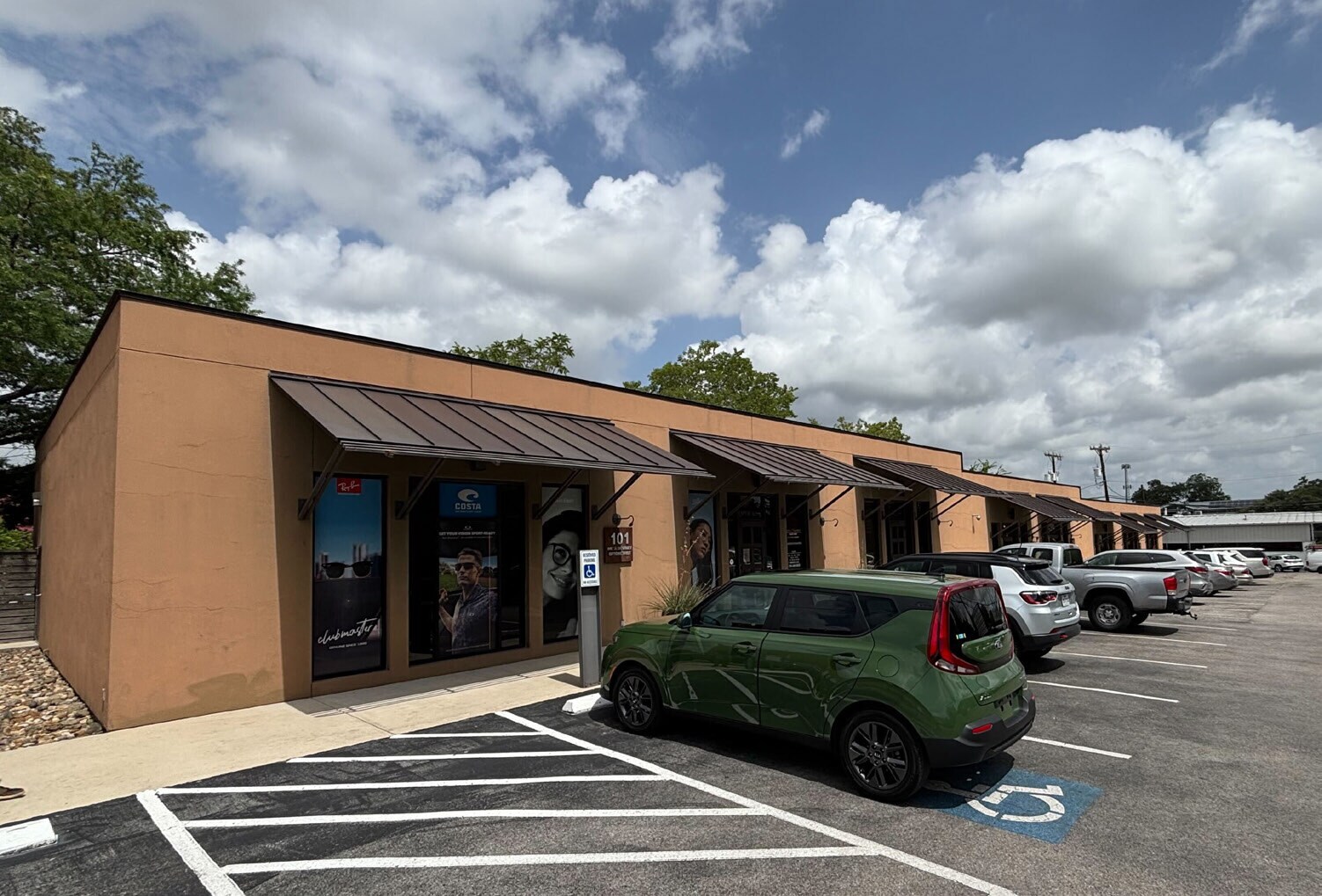 4501 McCullough Ave, San Antonio, TX for Rent