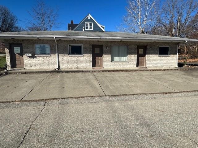 2915 Leechburg Rd, Lower Burrell, PA for Sale