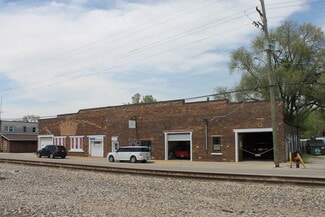 Yorkville, IL Warehouse - 123 E Hydraulic St