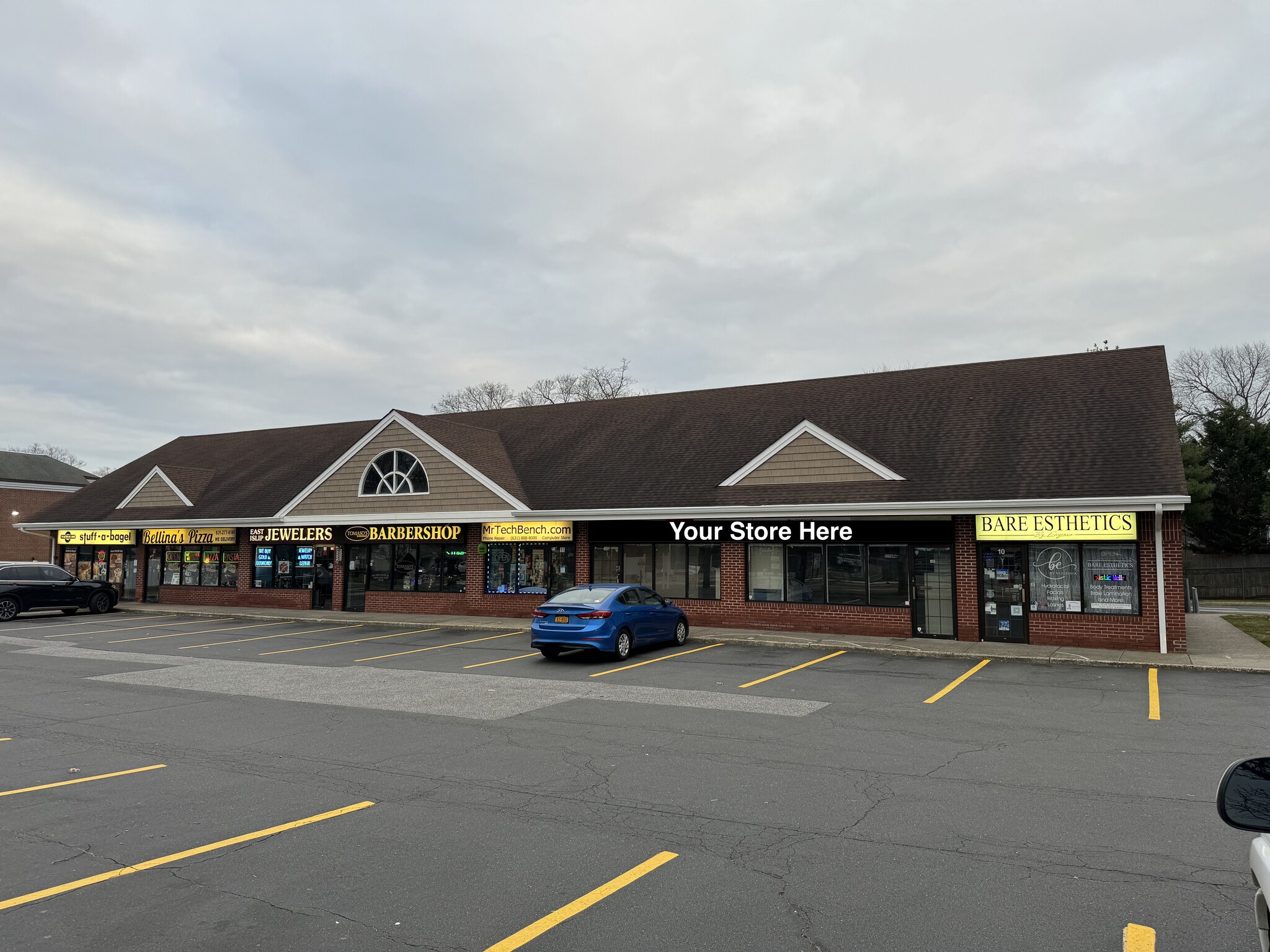 10-24 E Main St, East Islip, NY for Rent