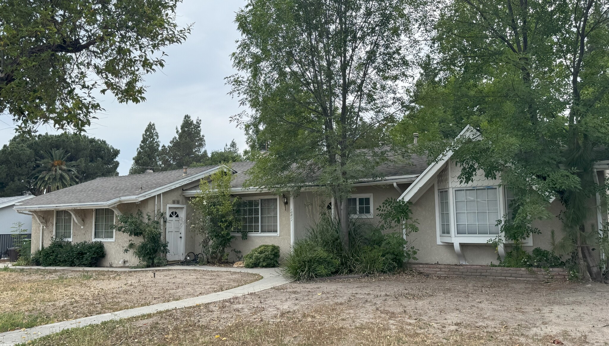 10811 Amigo Ave, Porter Ranch, CA for Sale