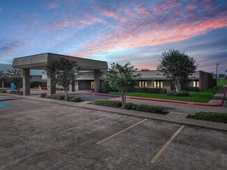 Nederland, TX Medical - 1323 S 27th St