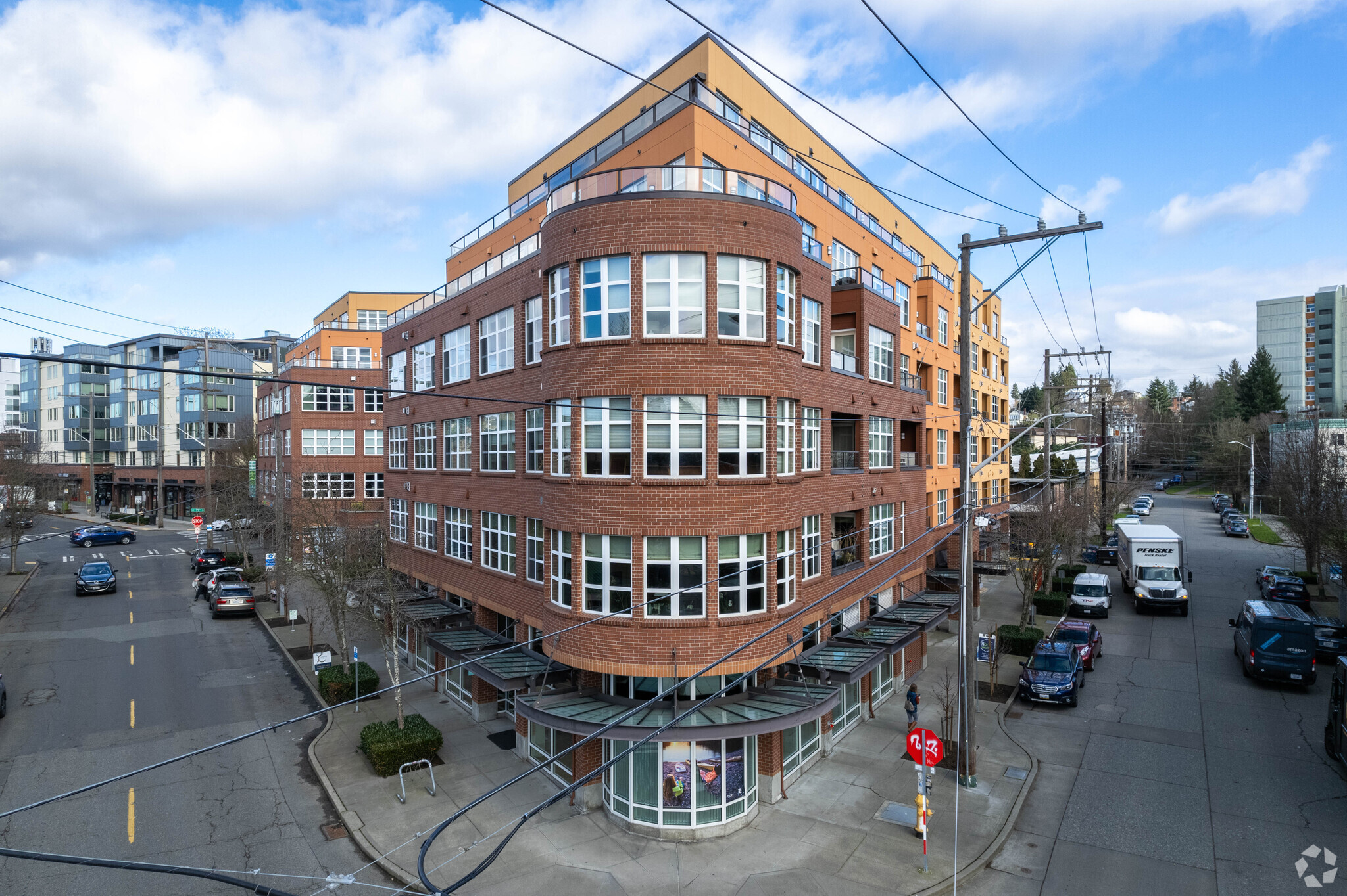 410 NE 70th St, Seattle, WA for Sale