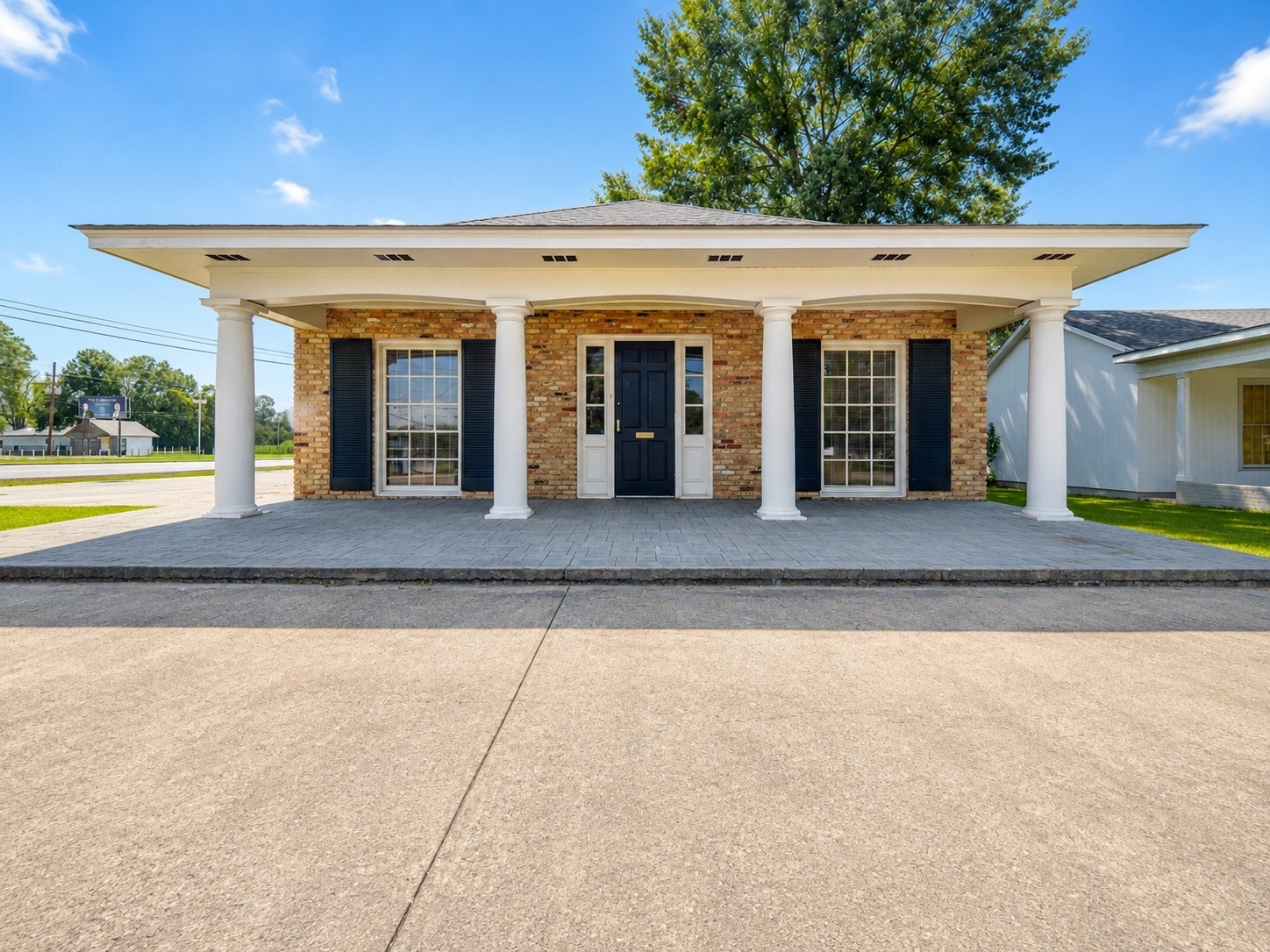 321 S Main St, Marksville, LA for Sale