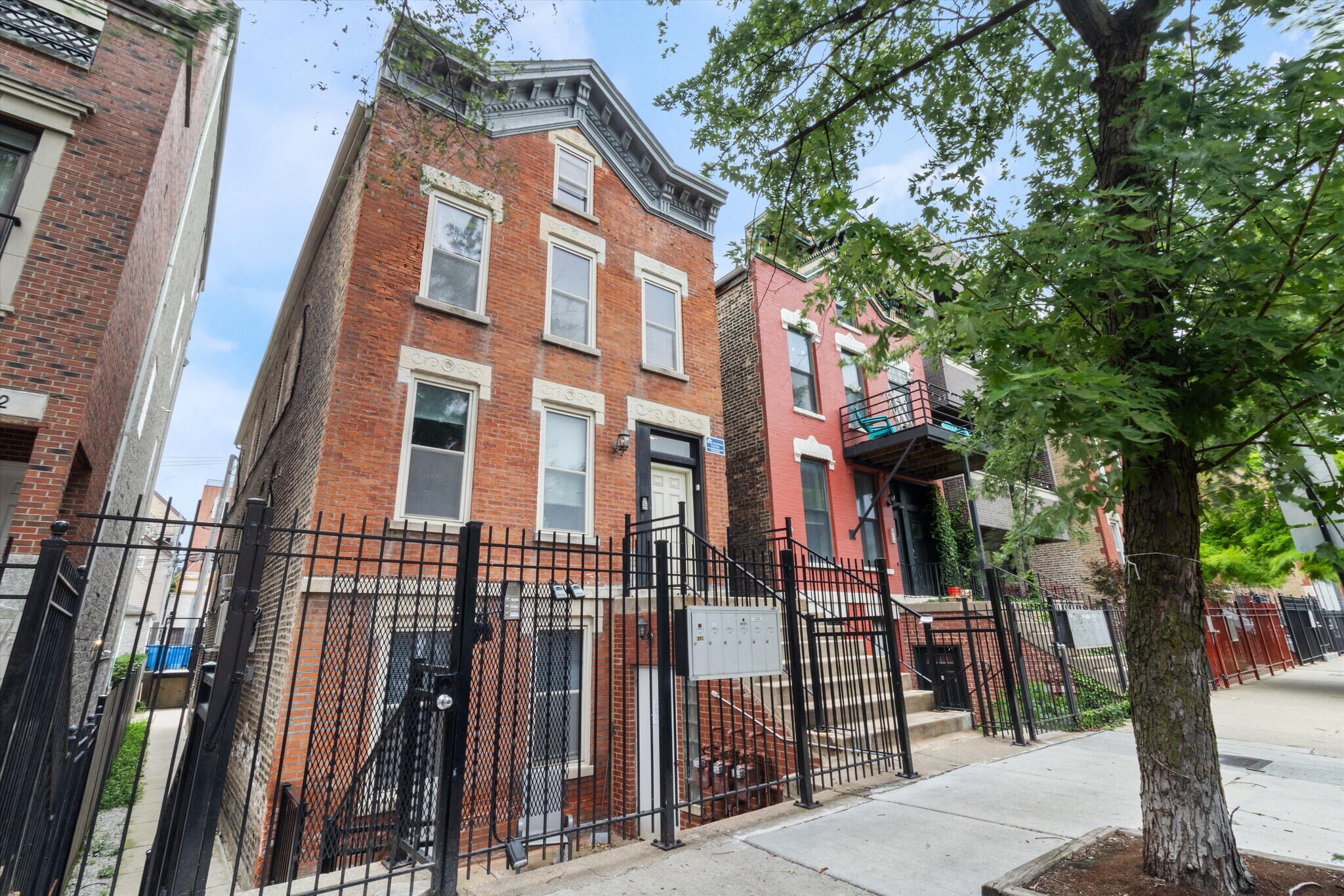 1244 N Cleaver, Chicago, IL for Sale