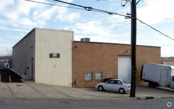 194 Daniel St, Hackensack, NJ for Sale