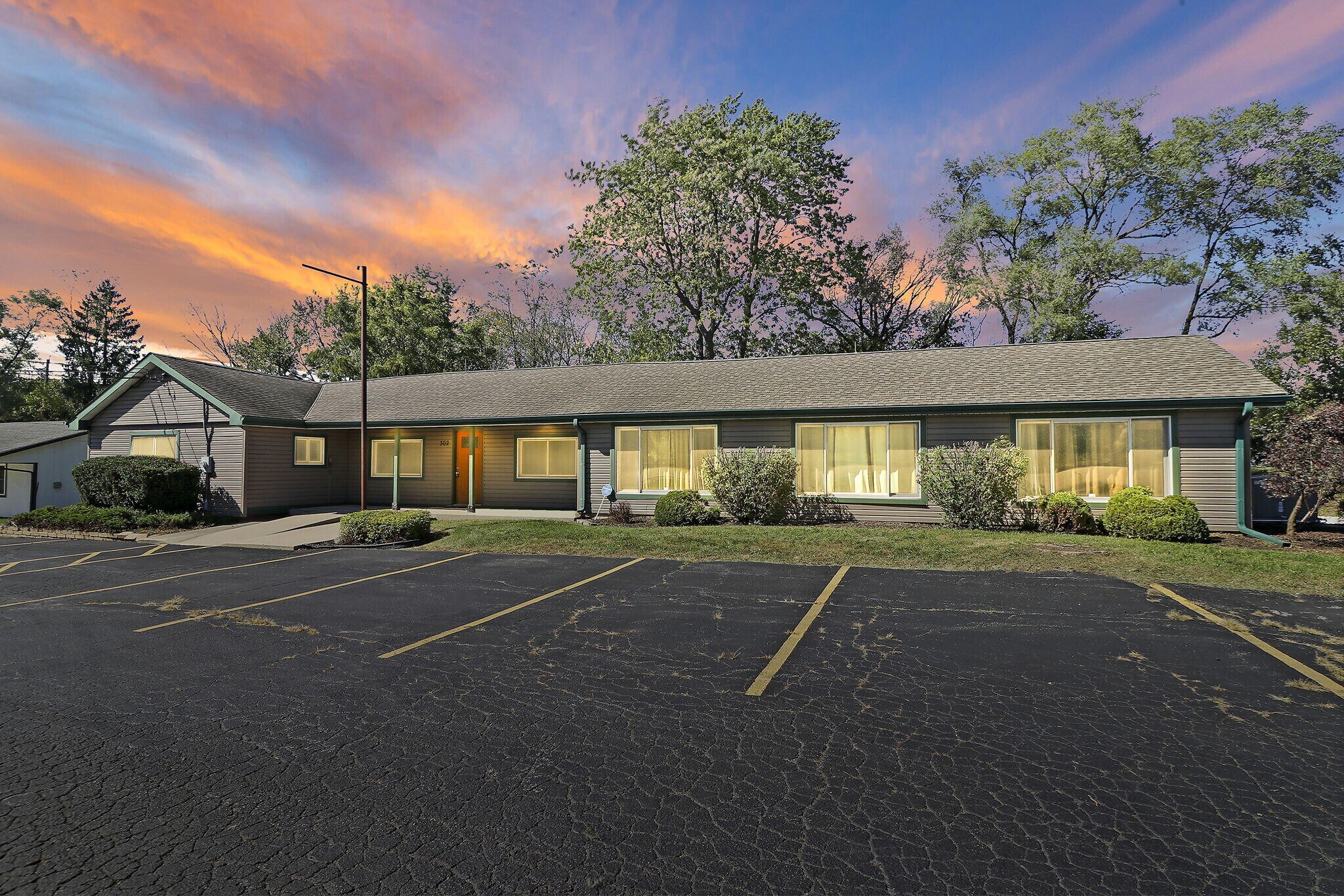 302 Old Green Bay Rd, Kenosha, WI for Rent