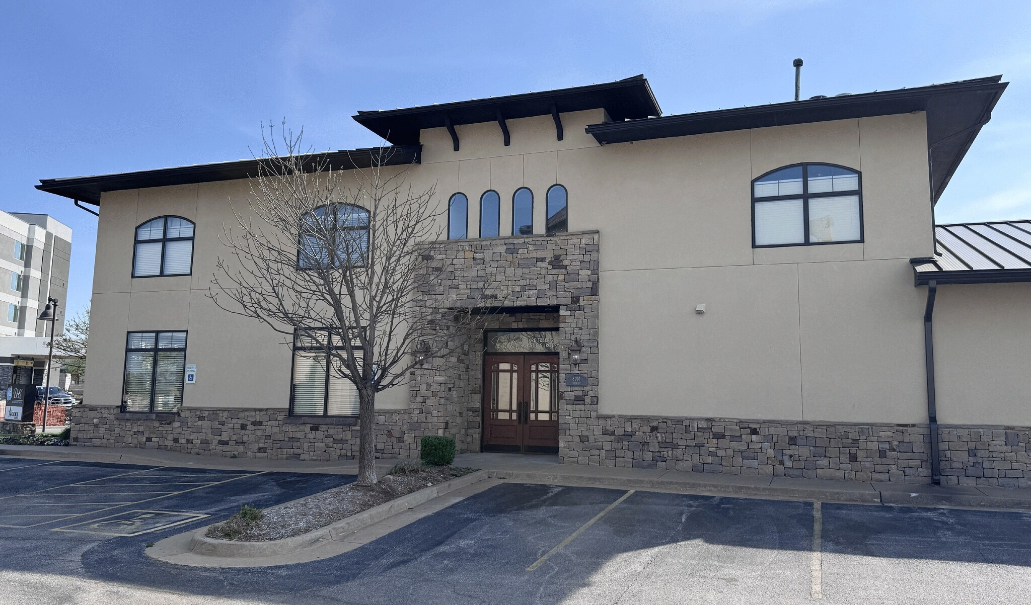 8010 S 101st Ave E, Tulsa, OK for Rent