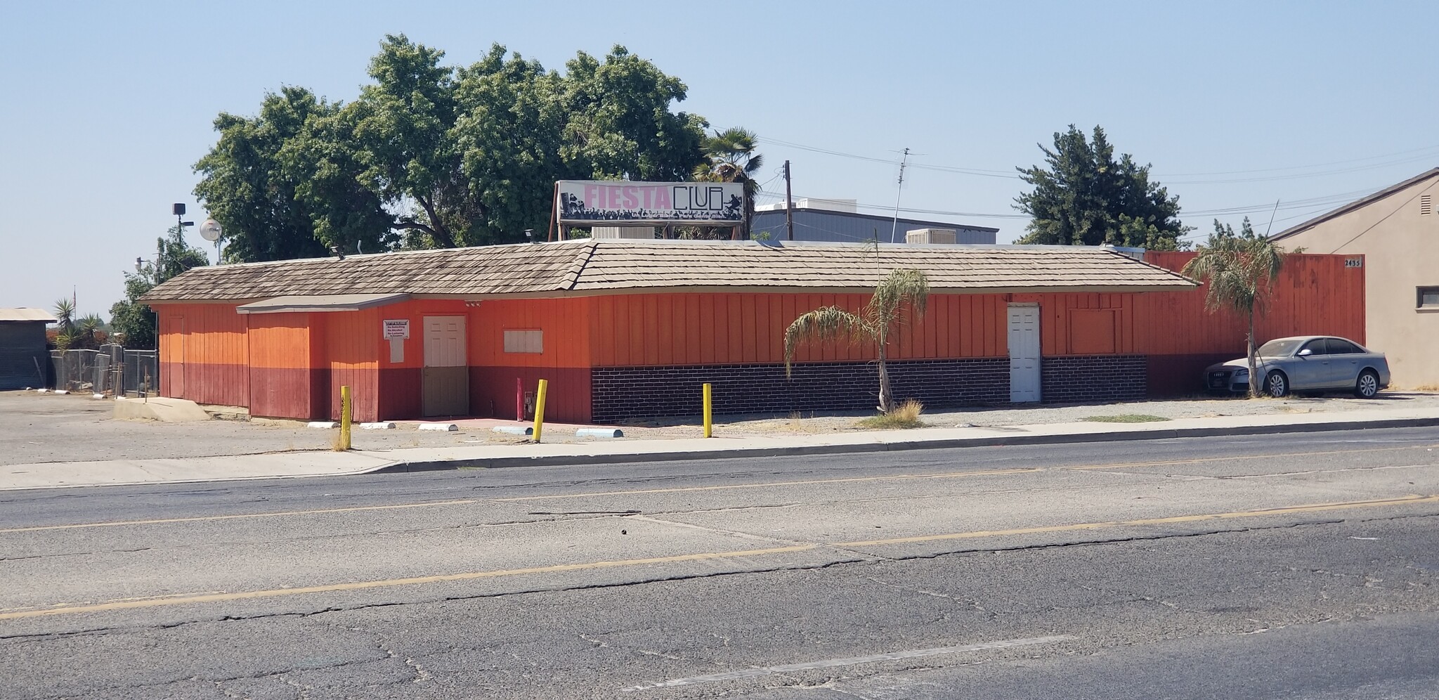 2435 S K St, Tulare, CA for Sale