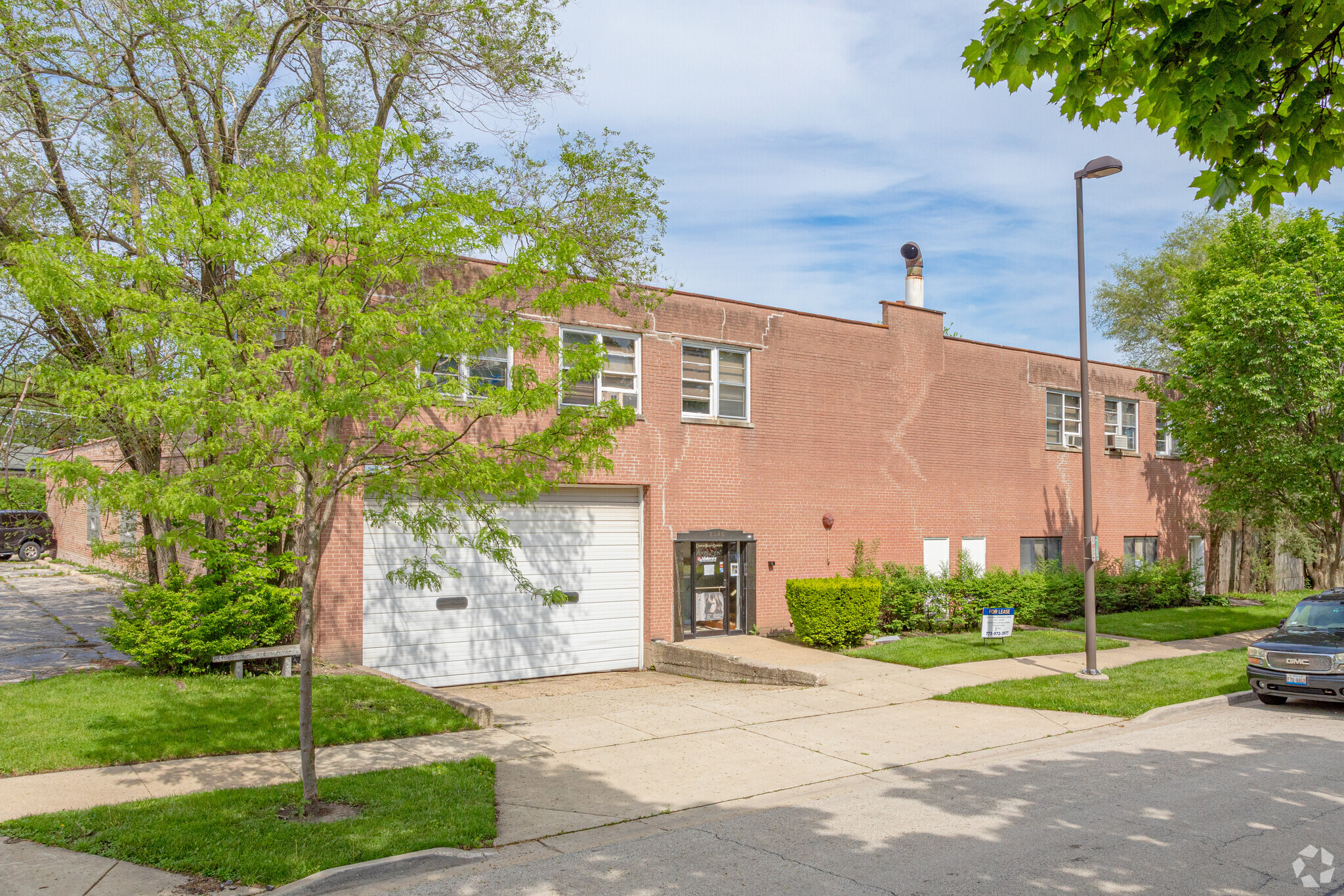 8040 Ridgeway Ave, Skokie, IL for Rent