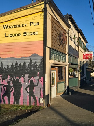 Cumberland, BC Storefront Retail/Residential - 2692 Dunsmuir Ave