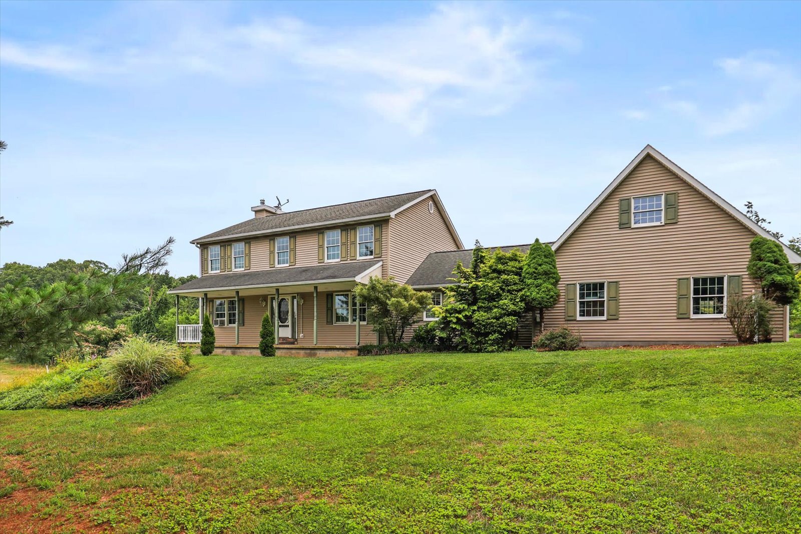 333 Newcomer Rd, Windsor, PA for Sale