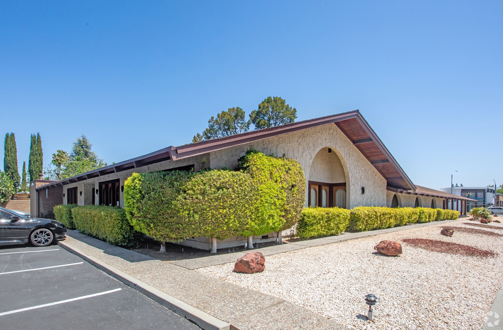 525 W Remington Dr, Sunnyvale, CA for Rent