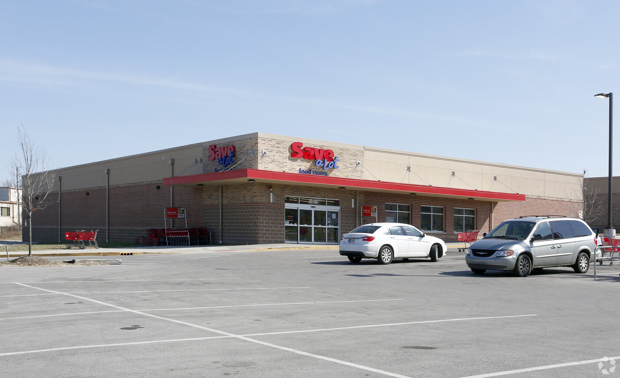 2930 E 38th St, Indianapolis, IN for Rent