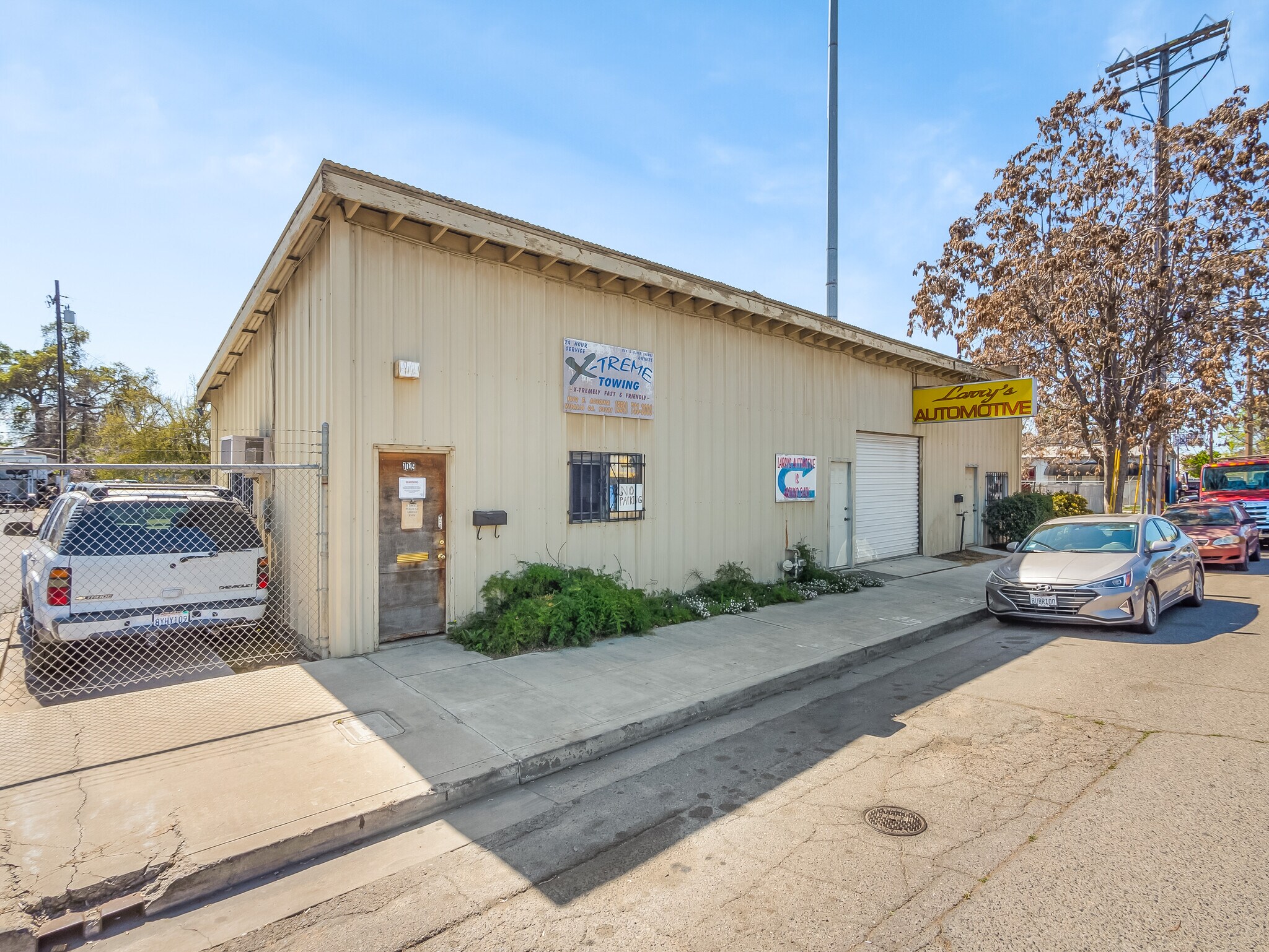 1019 E Acequia Ave, Visalia, CA for Rent