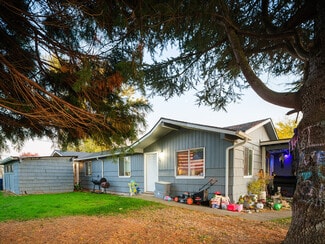 Independence, OR Multi-Family - 521 Walnut St