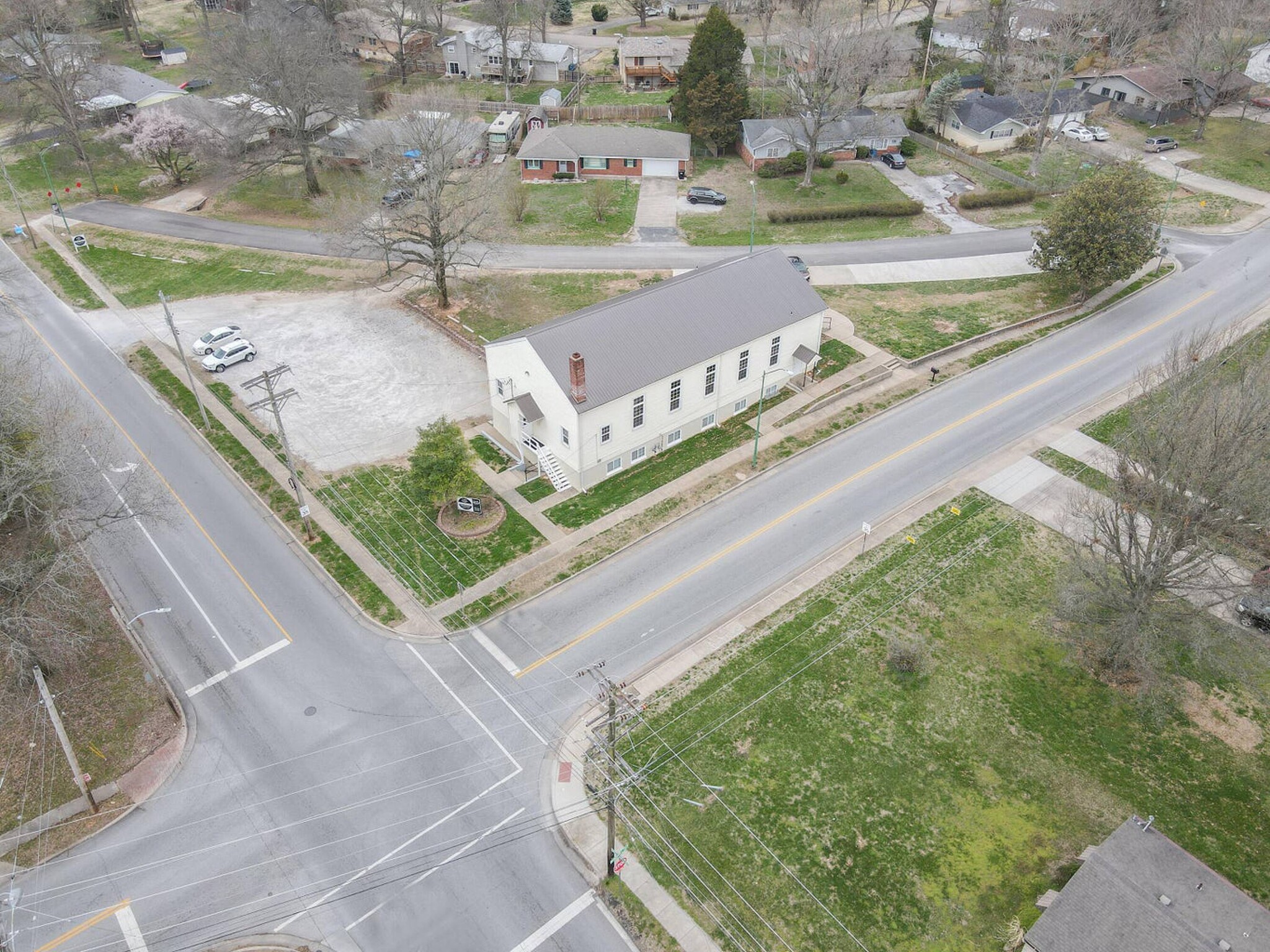 2440 E Seminole St, Springfield, MO for Sale